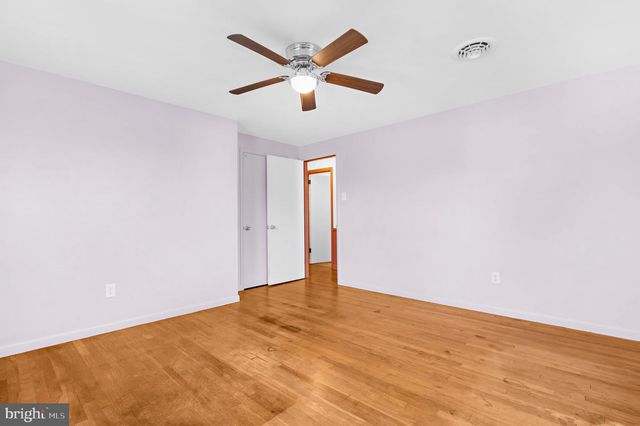 48 FAIRGROUND AVE, Taneytown, MD 21787