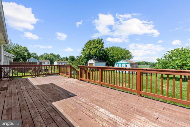 48 FAIRGROUND AVE, Taneytown, MD 21787