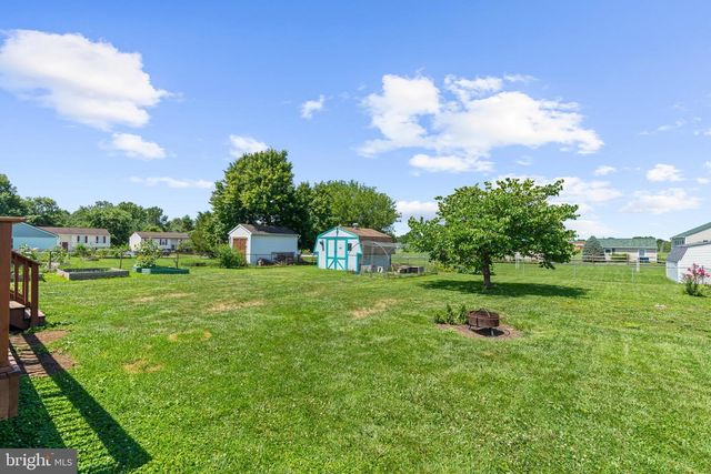 48 FAIRGROUND AVE, Taneytown, MD 21787