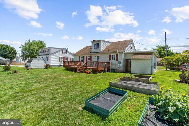 48 FAIRGROUND AVE, Taneytown, MD 21787