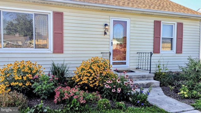 48 FAIRGROUND AVE, Taneytown, MD 21787