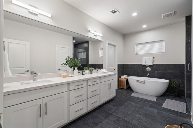 3921 Willowbend Point Drive, Houston, TX 77025