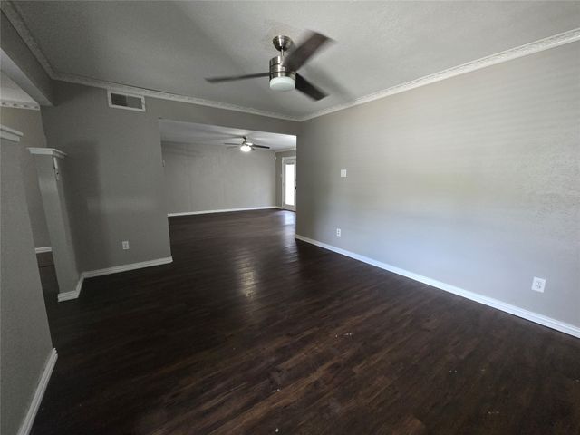 624 Oceanview Drive, Dallas, TX 75232