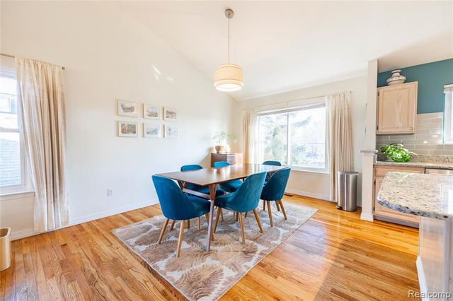 907 Huntclub Boulevard, Auburn Hills, MI 48326