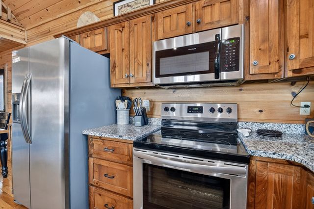 78 Brass Hill Road, Blue Ridge, GA 30513