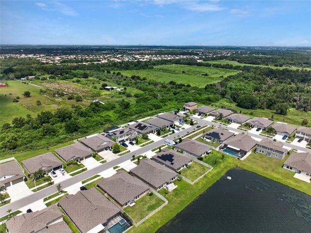 5420 LESLIE CANYON DRIVE, Wimauma, FL 33598