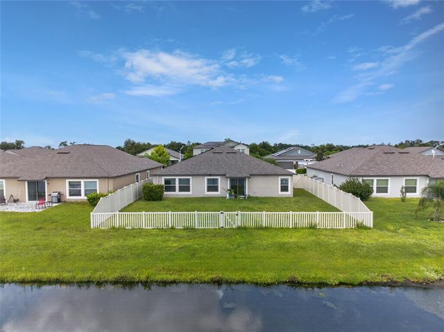 5420 LESLIE CANYON DRIVE, Wimauma, FL 33598
