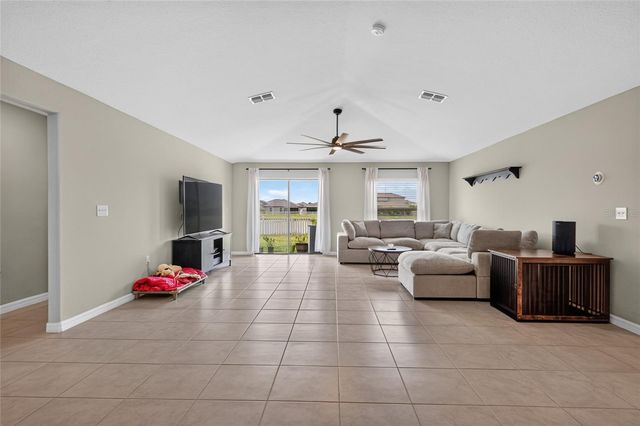 5420 LESLIE CANYON DRIVE, Wimauma, FL 33598