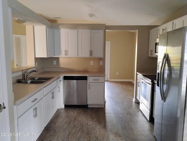 863 S LILAC Loop, Jacksonville, FL 32259