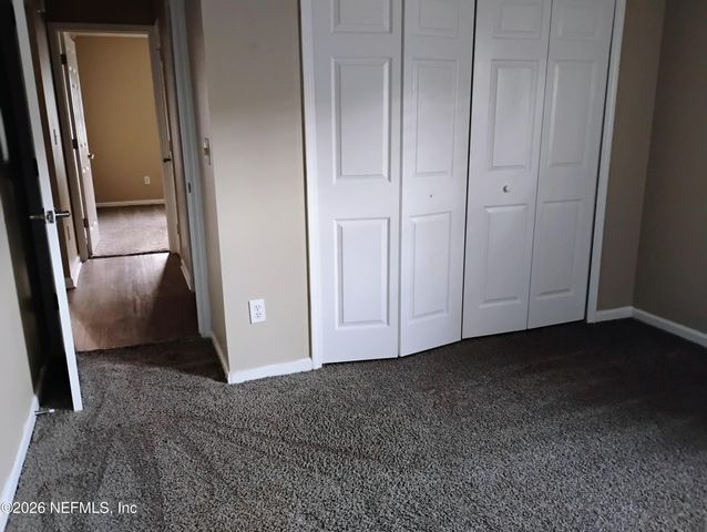 863 S LILAC Loop, Jacksonville, FL 32259