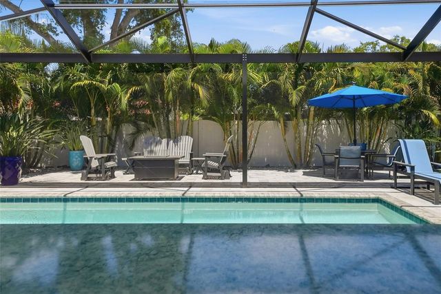 806 OSCEOLA ROAD, Belleair, FL 33756