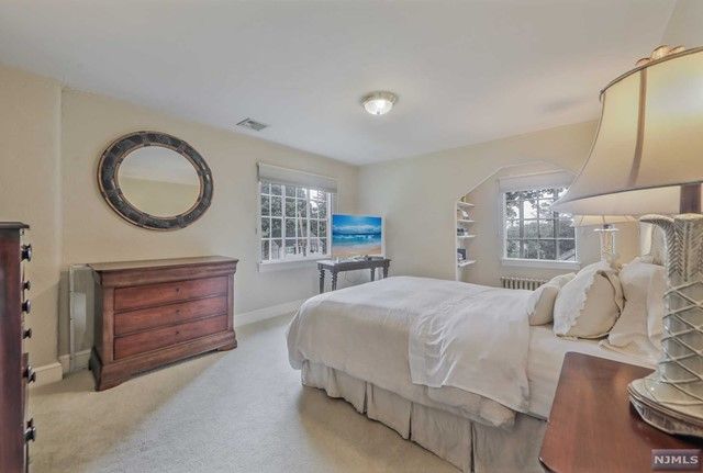 146 Richards Road, Ridgewood, NJ 07450