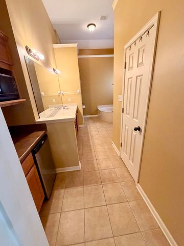 1885 TALISKER DR, Cordova, TN 38016