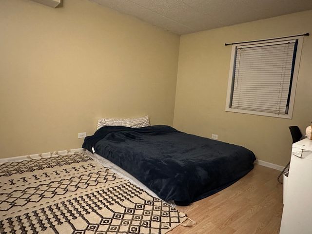 1504 W Jefferson Avenue A, Naperville, IL 60540