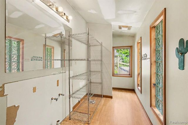 16059 Murray Rd, Byron, MI 48418