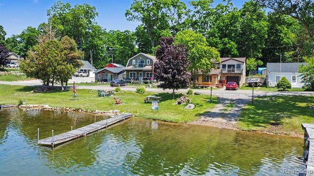 16059 Murray Rd, Byron, MI 48418