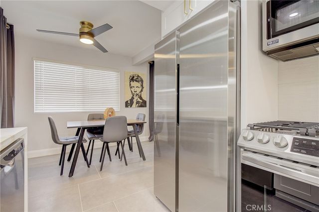 16562 Regina 4, Huntington Beach, CA 92649