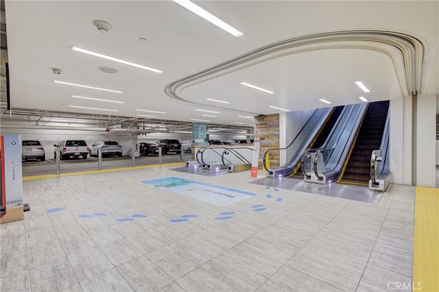 16562 Regina 4, Huntington Beach, CA 92649