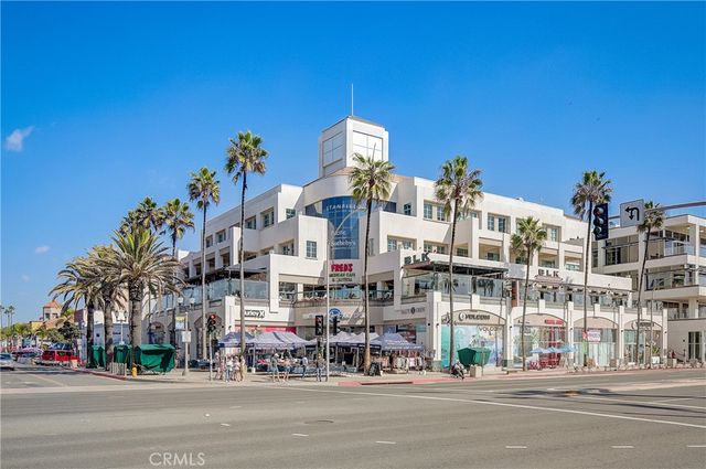 16562 Regina 4, Huntington Beach, CA 92649