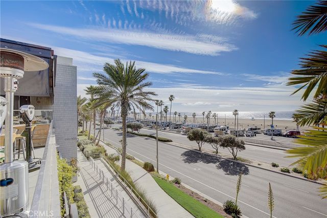 16562 Regina 4, Huntington Beach, CA 92649