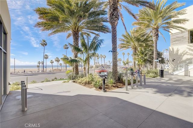 16562 Regina 4, Huntington Beach, CA 92649