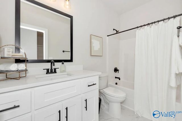 10 Mountain Vista Circle, Huntsville, AL 35811