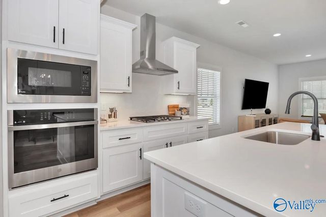 10 Mountain Vista Circle, Huntsville, AL 35811