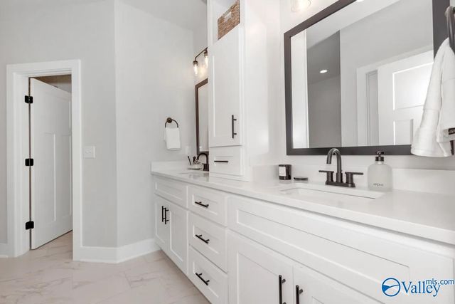 10 Mountain Vista Circle, Huntsville, AL 35811