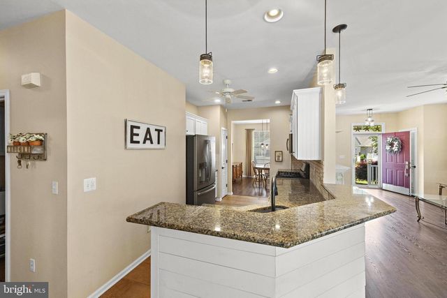 15 SEAGULL DR, Little Egg Harbor Twp, NJ 08087