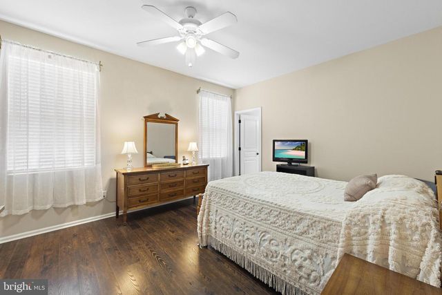 15 SEAGULL DR, Little Egg Harbor Twp, NJ 08087