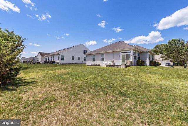 15 SEAGULL DR, Little Egg Harbor Twp, NJ 08087