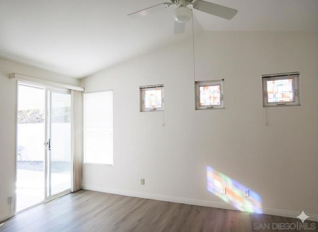 1217 Ridgegrove L, Escondido, CA 92029