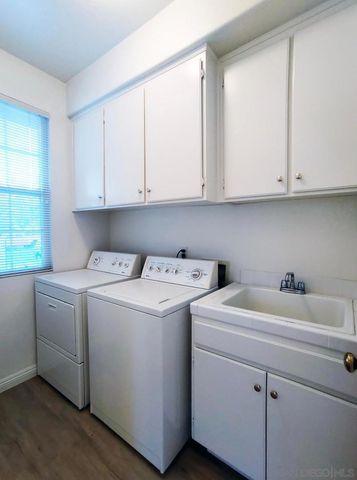 1217 Ridgegrove L, Escondido, CA 92029