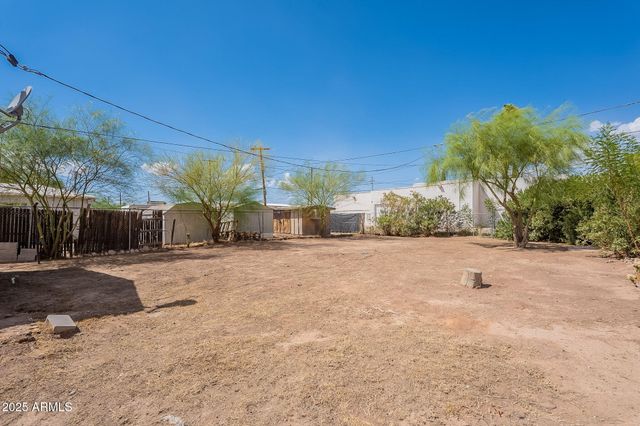 536 W LINCOLN Avenue, Coolidge, AZ 85128