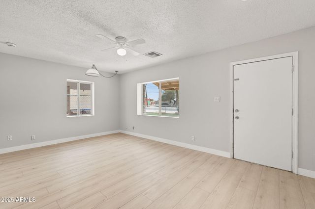 536 W LINCOLN Avenue, Coolidge, AZ 85128