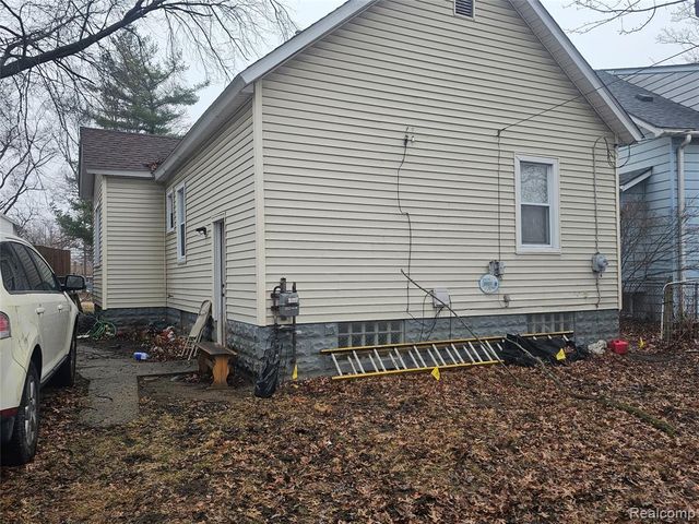 4417 Elizabeth Street, Wayne, MI 48184