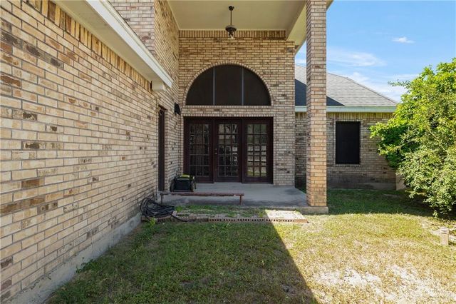 1717 School Lane, Mission, TX 78572