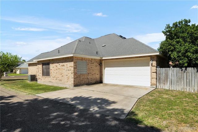 1717 School Lane, Mission, TX 78572
