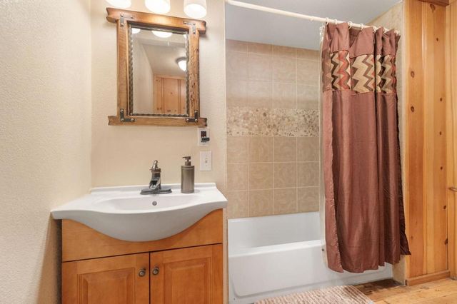 54955 Strong Drive, Idyllwild, CA 92549