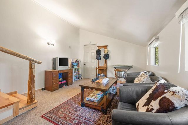 54955 Strong Drive, Idyllwild, CA 92549