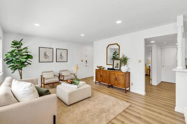 3113 Occidental Dr #2, Sacramento, CA 95826
