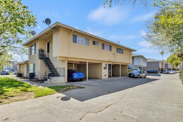 3113 Occidental Dr #2, Sacramento, CA 95826
