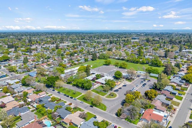 3113 Occidental Dr #2, Sacramento, CA 95826