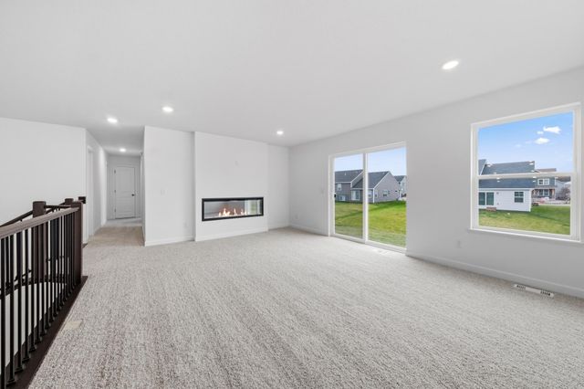 736 152nd Lane NW, Andover, MN 55304