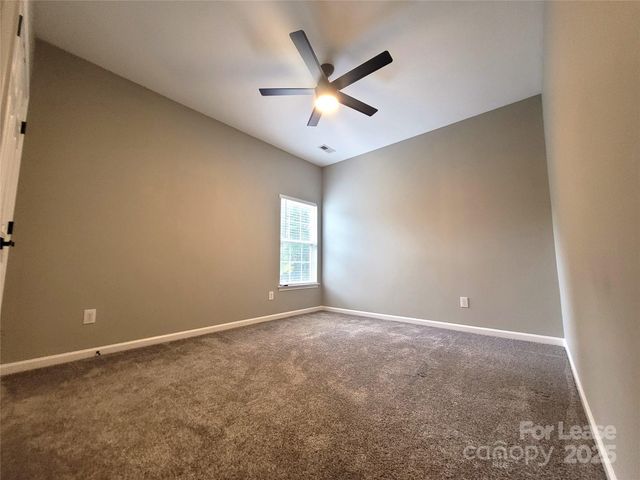 5618 Branthurst Drive, Charlotte, NC 28269