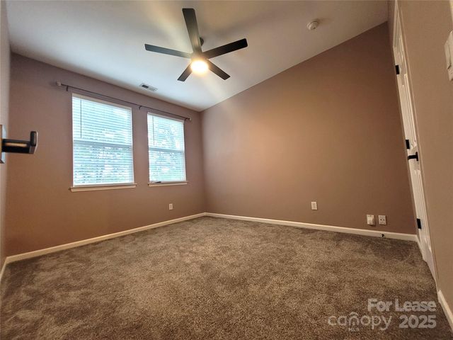 5618 Branthurst Drive, Charlotte, NC 28269