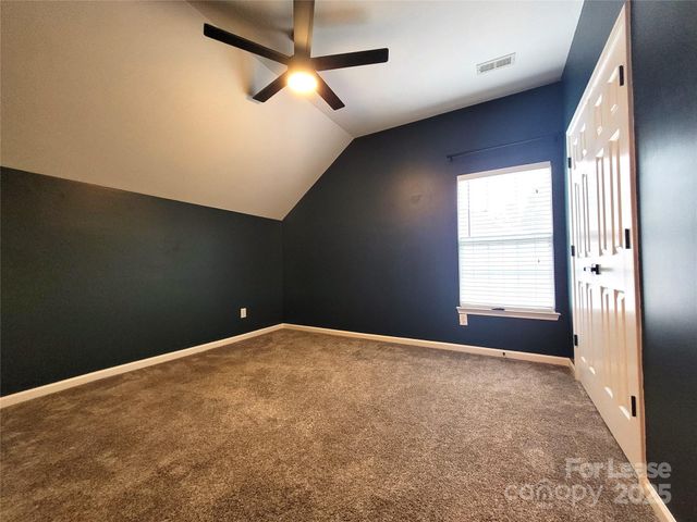 5618 Branthurst Drive, Charlotte, NC 28269