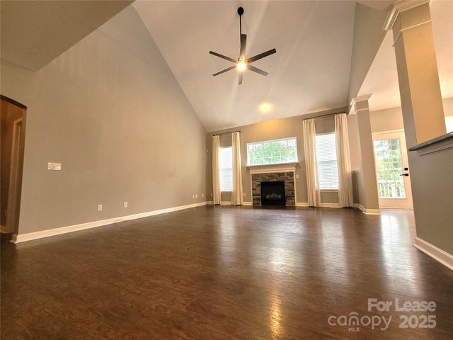 5618 Branthurst Drive, Charlotte, NC 28269