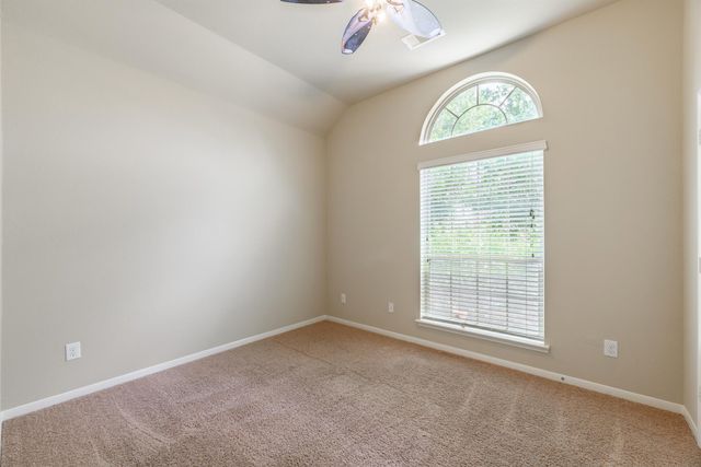 202 Black Swan Place, Magnolia, TX 77354