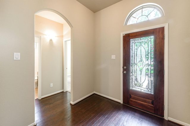 202 Black Swan Place, Magnolia, TX 77354